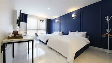 Deluxe Twin Room, 2 Double Beds | Egyptian cotton sheets, premium bedding, Select Comfort beds