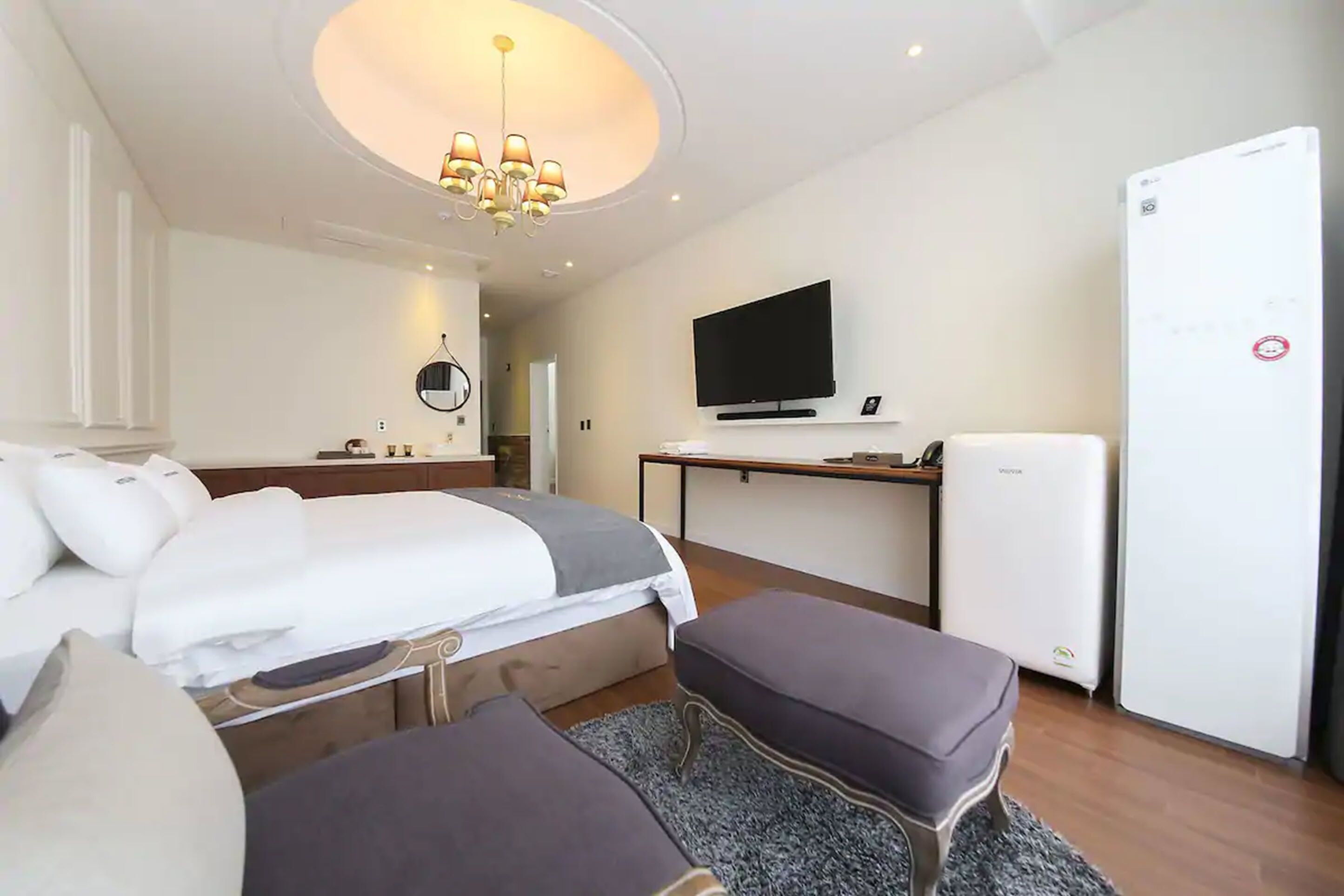 family suite | egyptian cotton sheets, premium bedding, select comfort beds