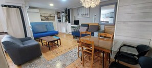 TV - APARTMENT CLOE FUNCINAL CENTER ALICANTE FOR FAMILIES UP TO 8PERS. (Alacant)