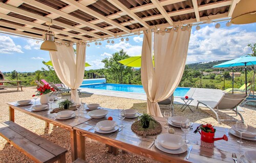 Superbe maison à La Chap. sous Aubenas