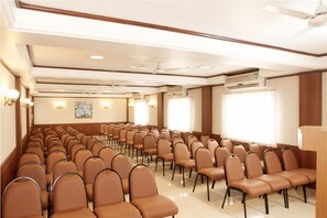 Meeting facility - Nahar Manchester Inn (Coimbatore)