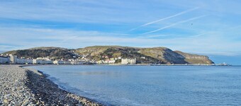 1 bedroom accommodation in Llandudno