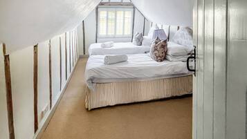 2 bedrooms, free WiFi, bed sheets