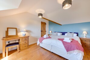 3 bedrooms, iron/ironing board, travel crib, free WiFi