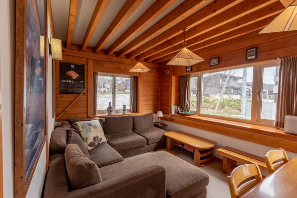 Flat-screen TV - North Point (Kutchan)