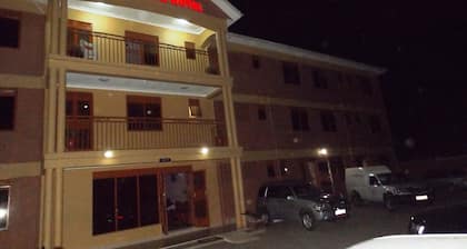 Prime Rose Hotel