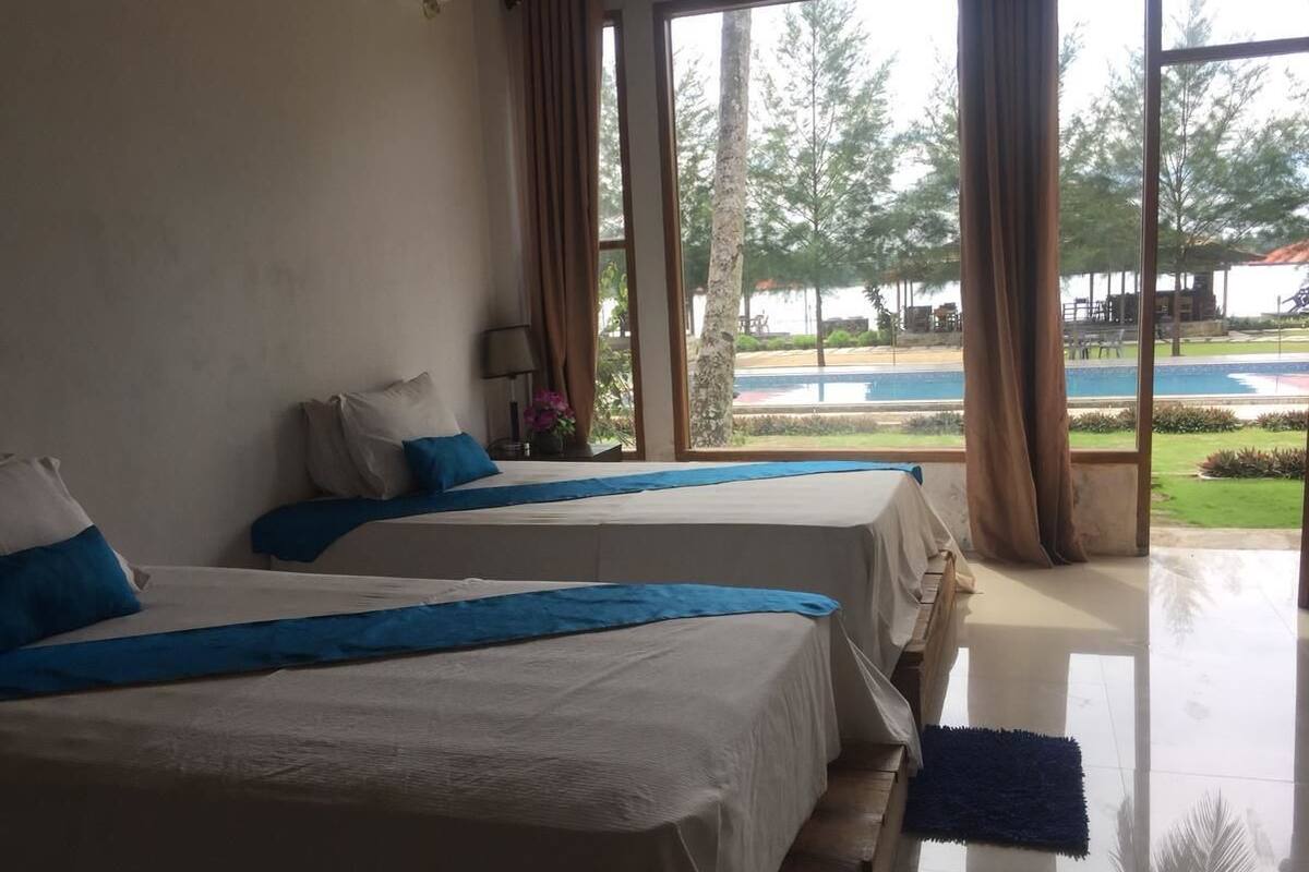 Standard Twin Room | Rollaway beds (surcharge), bed sheets