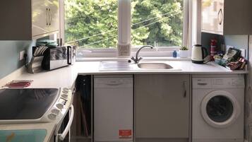 Dishwasher, high chair