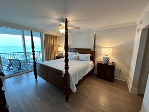 3 bedrooms, iron/ironing board, WiFi, wheelchair access - MVG 511 3 bedroom 3 bath Oceanfront (North Myrtle Beach)