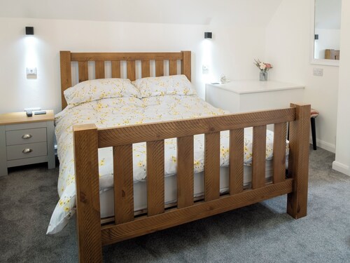 1 bedroom accommodation in Wainfleet, near Skegness