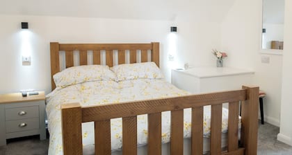 1 bedroom accommodation in Wainfleet, near Skegness