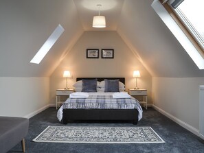 3 bedrooms, free WiFi, bed sheets