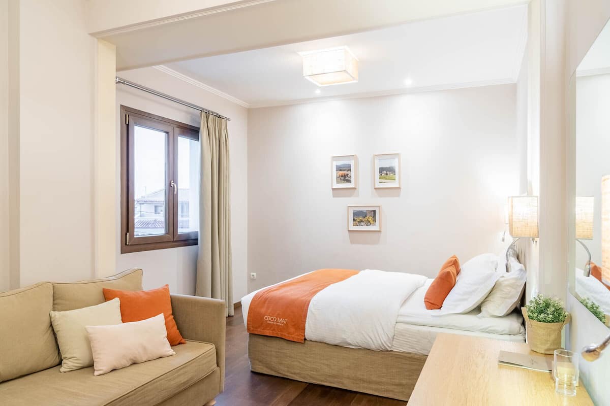 Standard Triple Room | 1 bedroom, premium bedding, in-room safe, desk