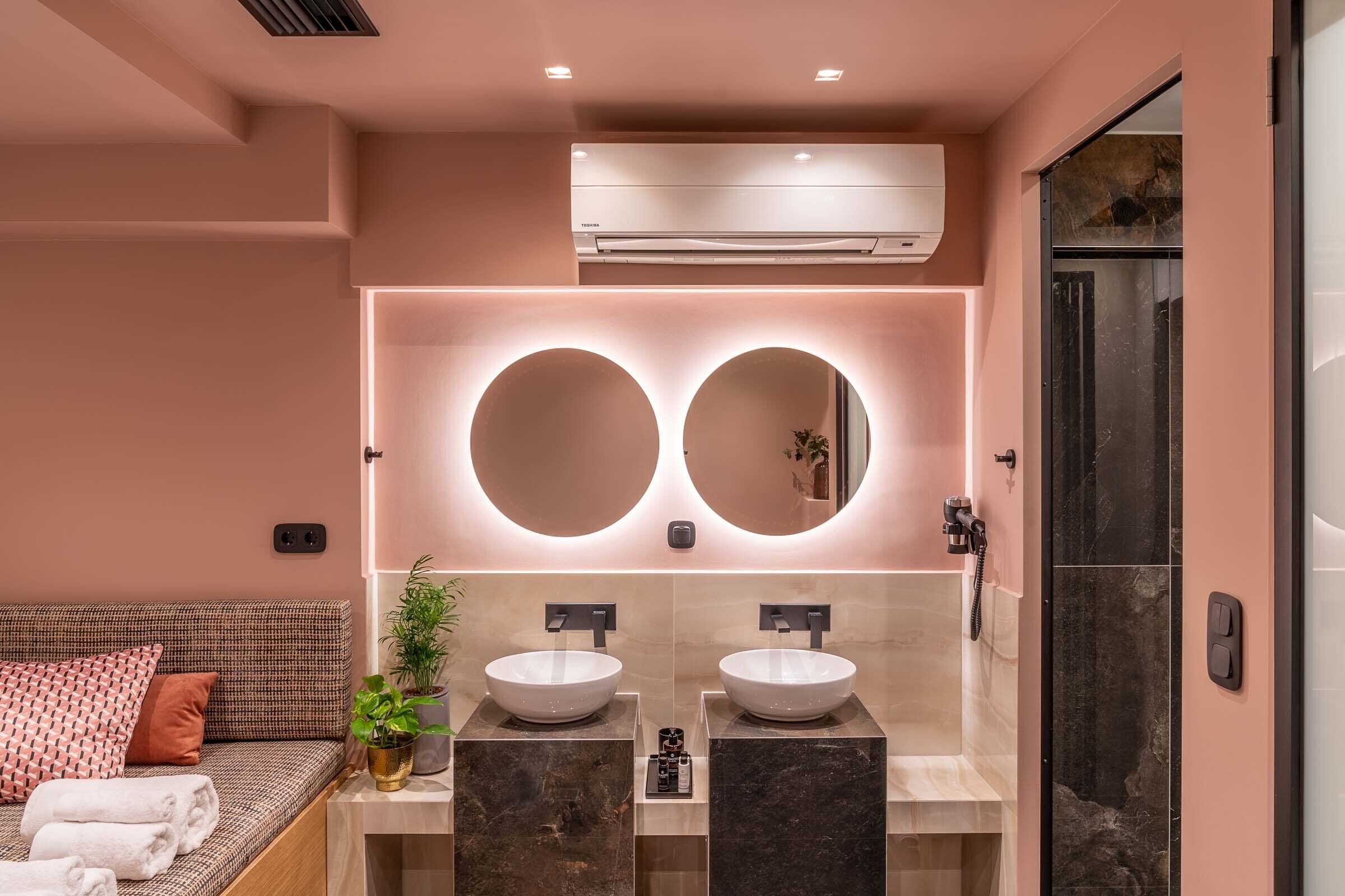 luxury duplex | bathroom | shower, free toiletries, hair dryer, towels