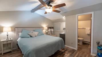 2 bedrooms, desk, iron/ironing board, free WiFi