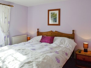 2 室のベッドルーム、WiFi (無料)、ベッドシーツ