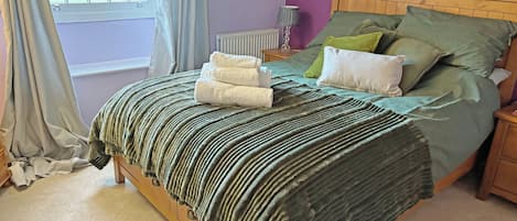 2 habitaciones, wifi gratis y ropa de cama