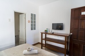 Deluxe Double Room, Patio | Living area | Flat-screen TV - Panglao Village Court Apartments (Panglao)