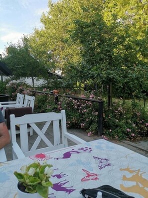 Esmorzar diari de cuina local (119 DKK per persona)