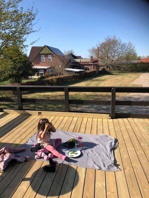 Apartament familiar, vistes al jardí | Balcó