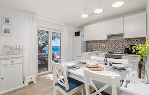 Kühlschrank, Herdplatte, Geschirrspüler