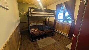1 habitación, cuna de viaje, wifi gratis y ropa de cama