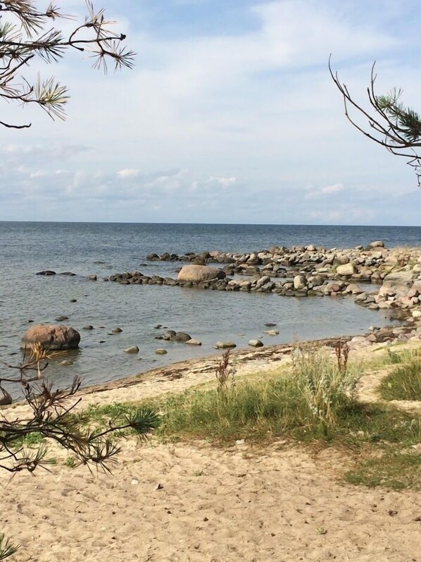 Beach nearby, kayaking