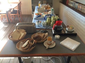 Gratis frukostbuffé varje dag