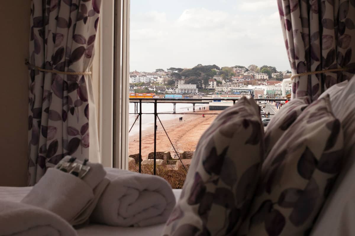 standard double room, sea view | beach | beach nearby