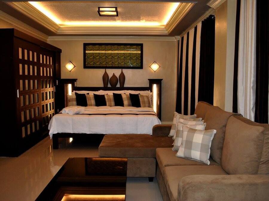 Superior-Zimmer, 1 King-Bett | Schreibtisch, Verdunkelungsvorhänge, Bügeleisen/Bügelbrett