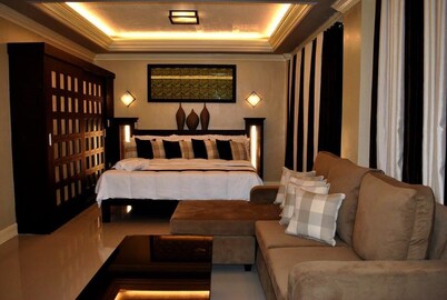 Villa Esmeralda Bryan's Resort Hotel and Restaurant