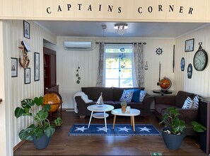 Flat-screen TV - Eidsvåg Fjordhotell (Molde)