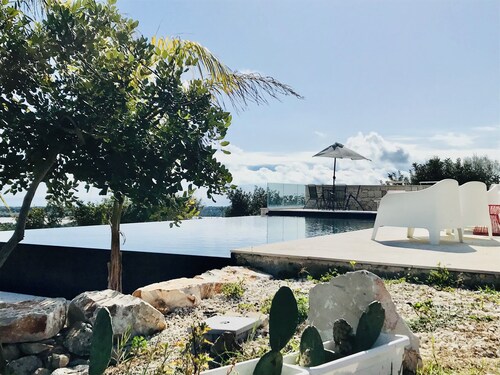 Villa Timpazza Heated pool see view Gym jacuzzi Kids & Pet Friendly