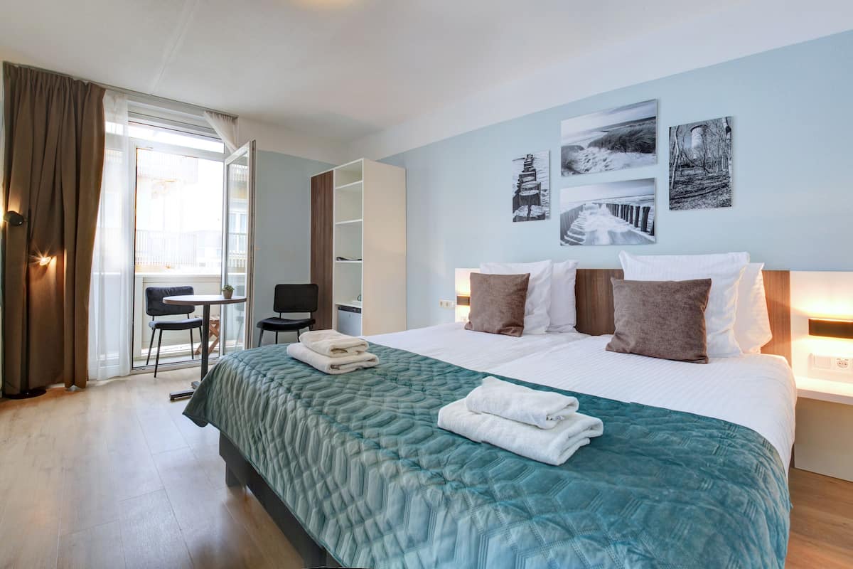 Standard Double Room, Balcony | In-room safe, blackout curtains, cots/infant beds, free WiFi