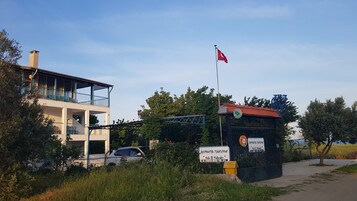 Fachada da propriedade