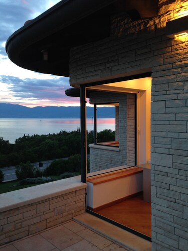Villa Kamik with Sea view