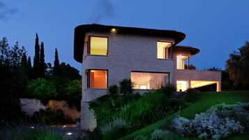 Front of property - evening/night