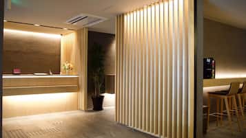 Lobby-Lounge