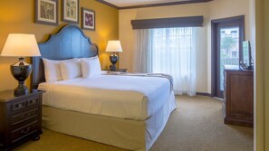 2 dormitoris, caixa forta a l'habitació i planxa i posts de planxar 