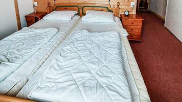 3 Schlafzimmer, Reisekinderbett, kostenloses WLAN