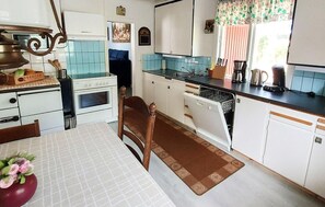 Refrigerador, microondas, parrilla de estufa y lavavajillas 