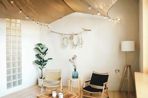 Quarto casal luxo | Edredons de pluma, Wi-Fi de cortesia, roupa de cama