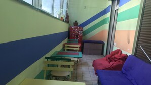 Gemeinsamer Schlafsaal, Gemischter Schlafsaal (6 beds) | Wohnbereich