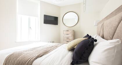 The Mayfair Parade - Trendy 1bdr Pied-a-terre in Central London