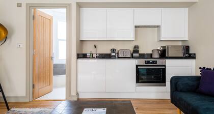 The New Bond Street Loft - Modern 1bdr City Centre Apartment