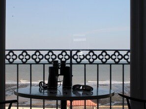 Interior - 3 bedroom accommodation in Margate (Margate)