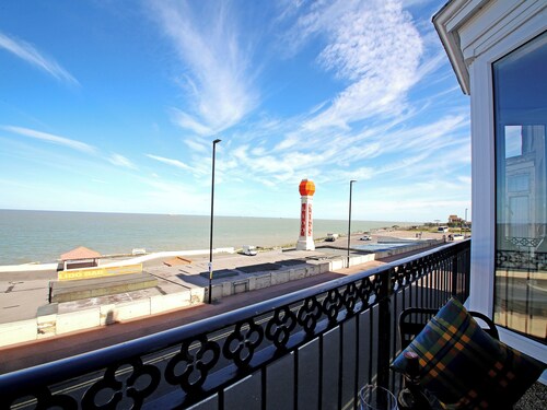 3 bedroom accommodation in Margate