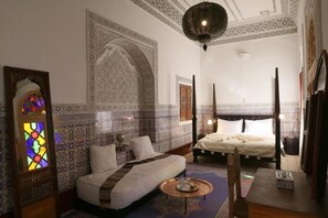 Individually decorated, individually furnished, soundproofing