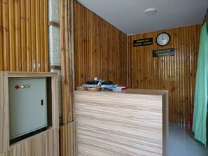 Reception - Full Moon Guest House (Kalaw)