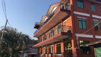 Fachada del alojamiento